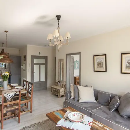 Appartamento Na Szczycie Z Balkonem - Dream