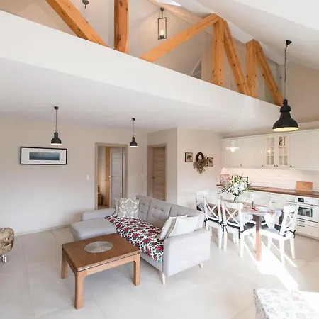 Na Szczycie Z Balkonem - Dream 아파트