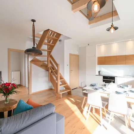 Appartamento Na Szczycie Z Balkonem - Dream Szczyrk